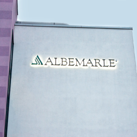 Werbeanlage für ALBEMARLE